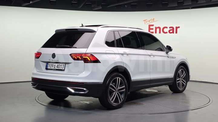 Volkswagen Tiguan 2023 — 2