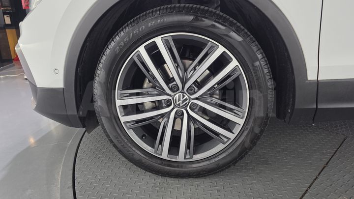 Volkswagen Tiguan 2023 — 5