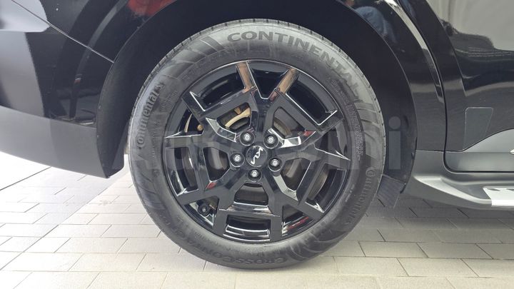 Kia Carnival 2025 — 5