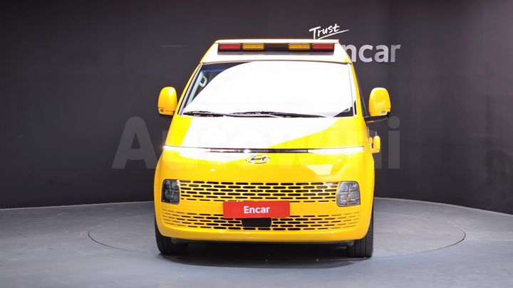Hyundai Staria 2024 — 3
