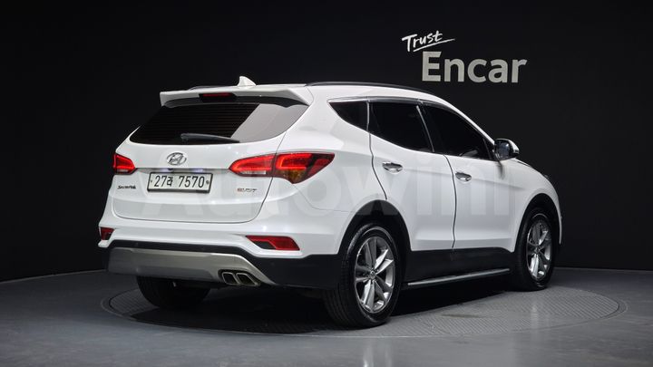 Hyundai SantaFe 2017 — 2