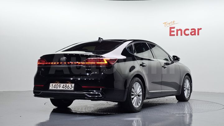 Kia K7 2020 — 2