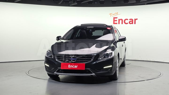 Volvo V60 2015 — 3