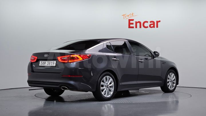 Kia K5 2014 — 2