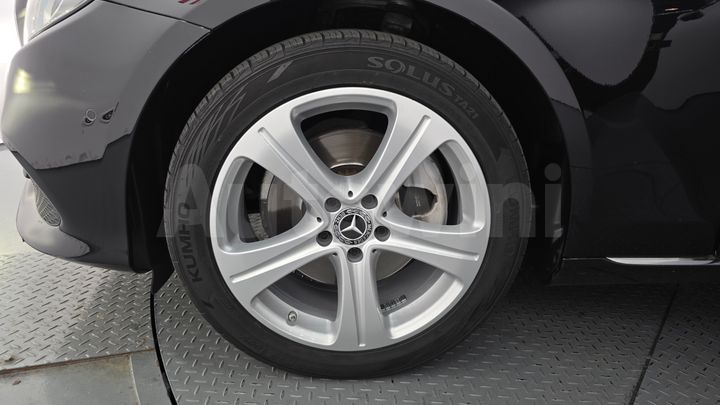 Mercedes-Benz E Class 2017 — 5