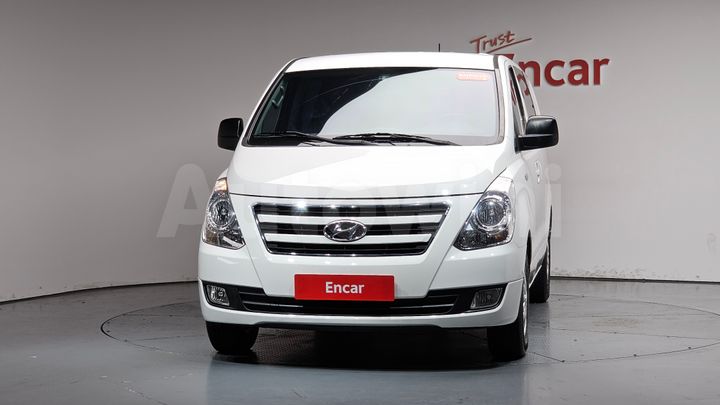 Hyundai Starex 2017 — 2