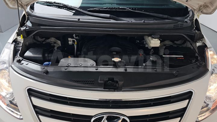 Hyundai Starex 2017 — 5