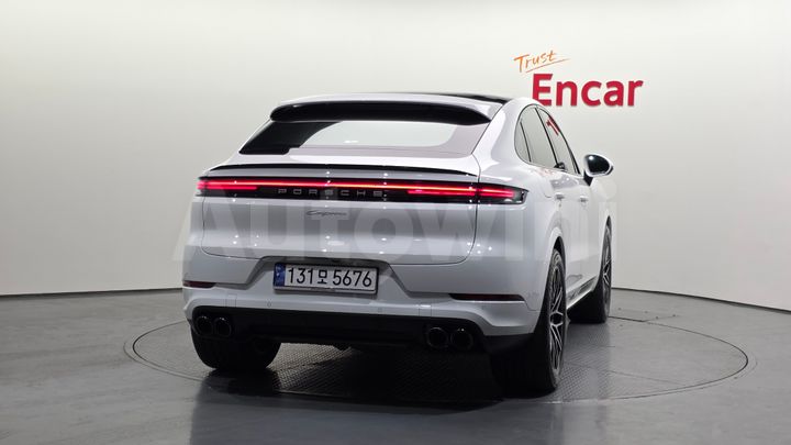 Porsche Cayenne 2024 — 4