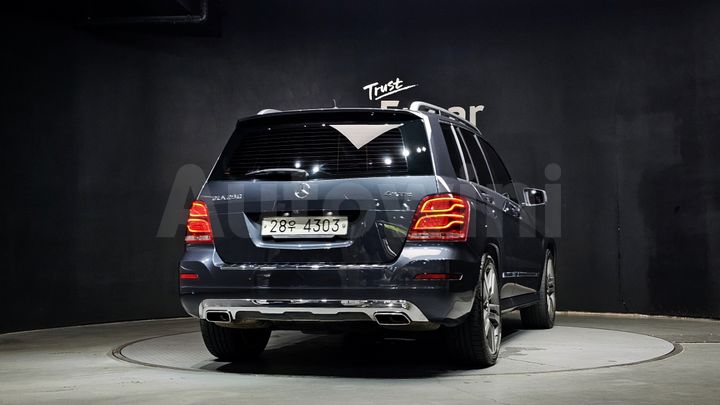 Mercedes Benz GLK Class 2015 — 4