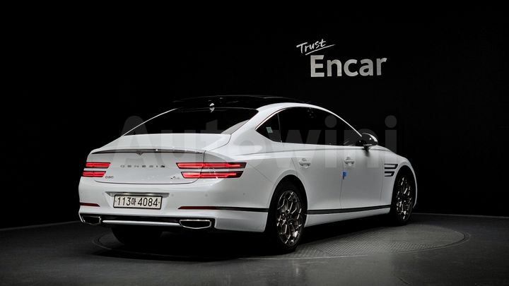 Genesis G80 2022 — 2