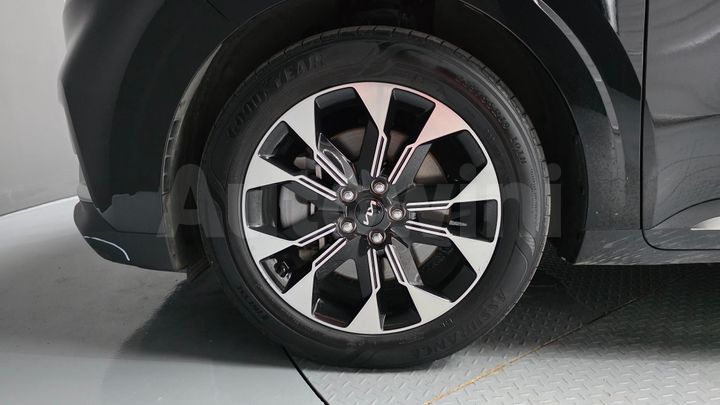 Kia Carnival 2023 — 5