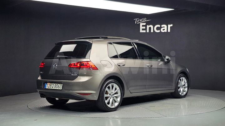 Volkswagen Golf 2016 — 2