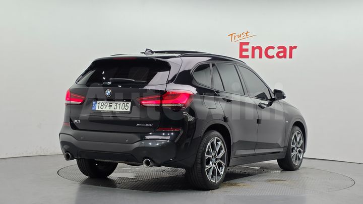 BMW X1 2022 — 2
