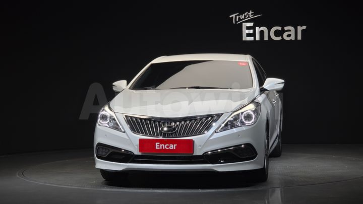 Hyundai Grandeur 2015 — 3
