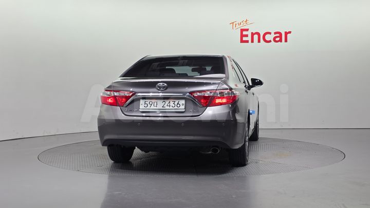 Toyota Camry 2015 — 4