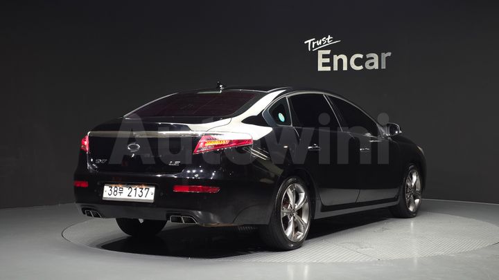 Renault SM7