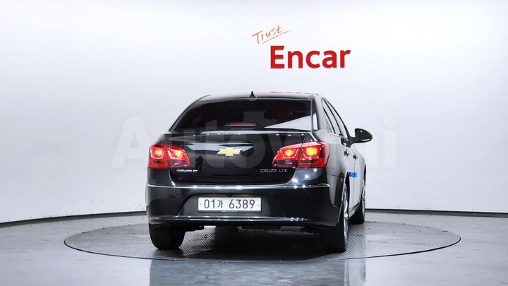 Chevrolet Cruze 2016 — 4