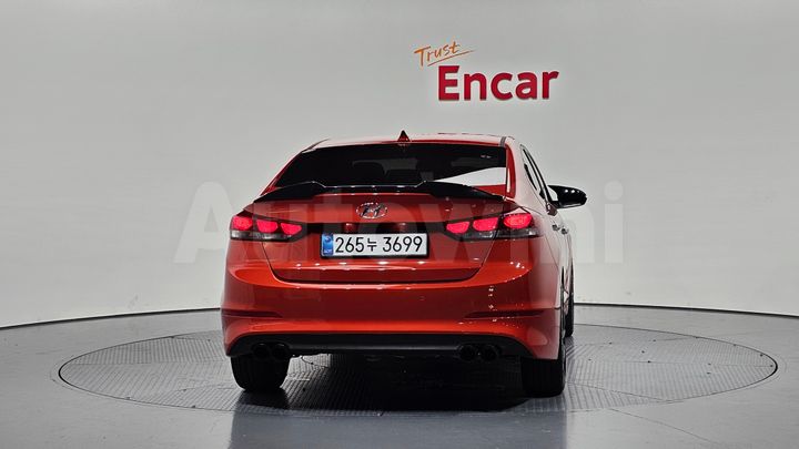 Hyundai Avante 2016 — 4