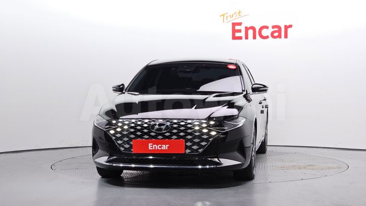 Hyundai Grandeur 2022 — 3