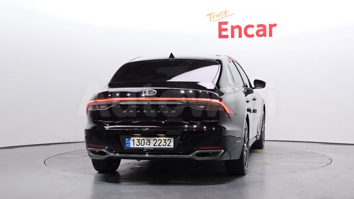 Hyundai Grandeur 2022 — 4