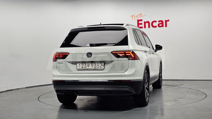 Volkswagen Tiguan 2020 — 4