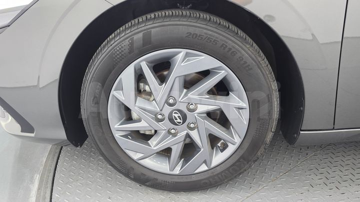 Hyundai Avante 2024 — 5