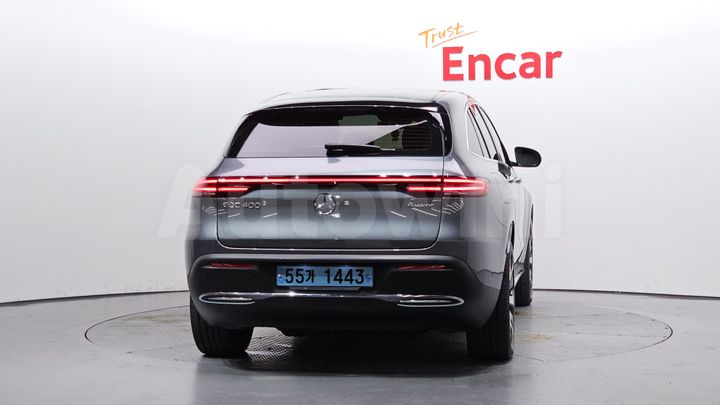 Mercedes-Benz EQC 2020 — 4