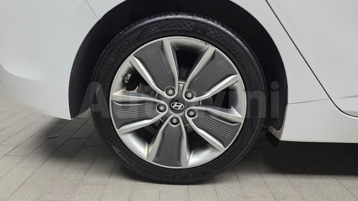 Hyundai Ioniq 2016 — 4