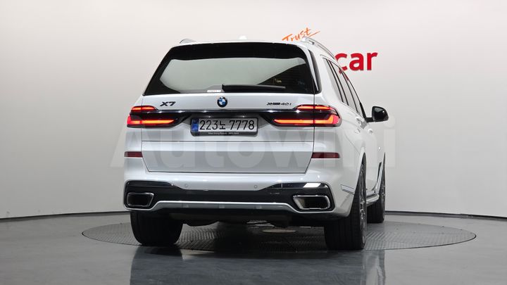 BMW X7 2024 — 4