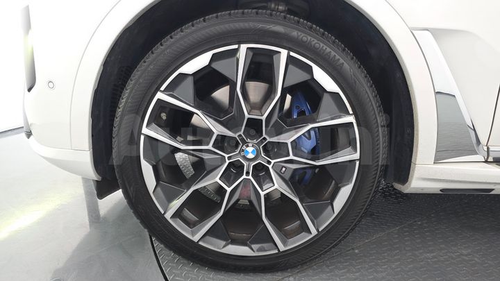 BMW X7 2024 — 5