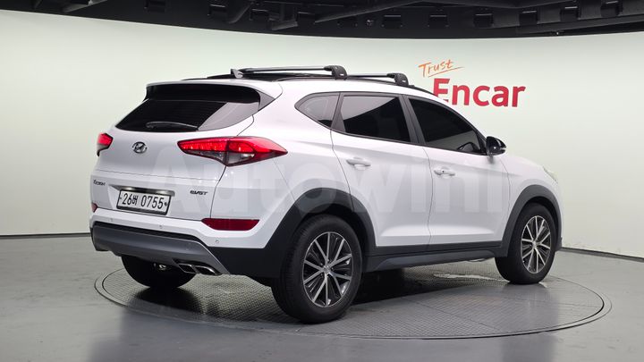 Hyundai Tucson 2017 — 2