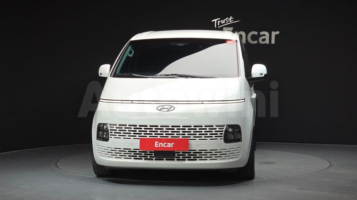 Hyundai Staria 2022 — 3