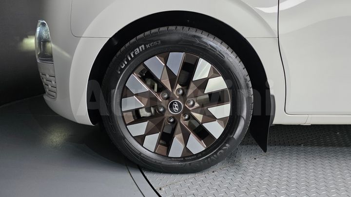 Hyundai Staria 2022 — 5