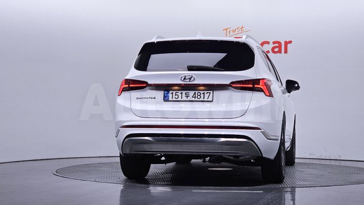 Hyundai SantaFe 2023 — 4