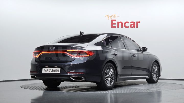 Hyundai Grandeur 2018 — 2