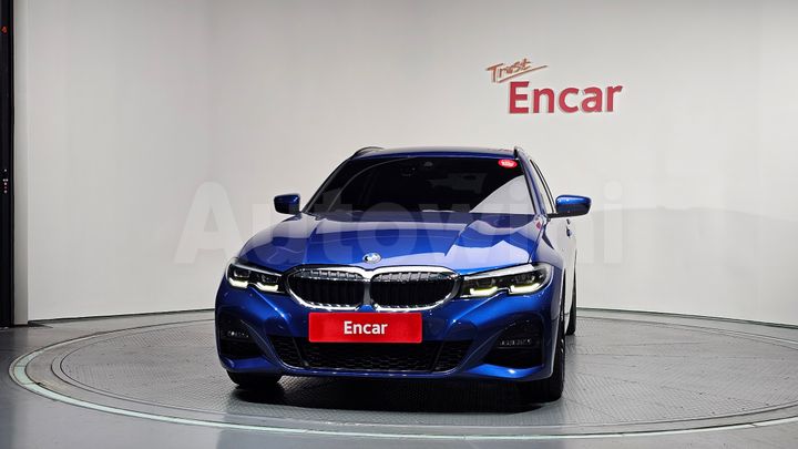 BMW 3 Series 2021 — 3