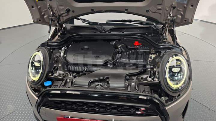 Mini Cooper 2023 — 5