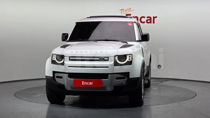 Land Rover Defender 2024 — 4