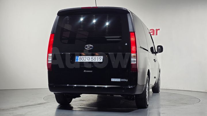 Hyundai Staria 2024 — 4