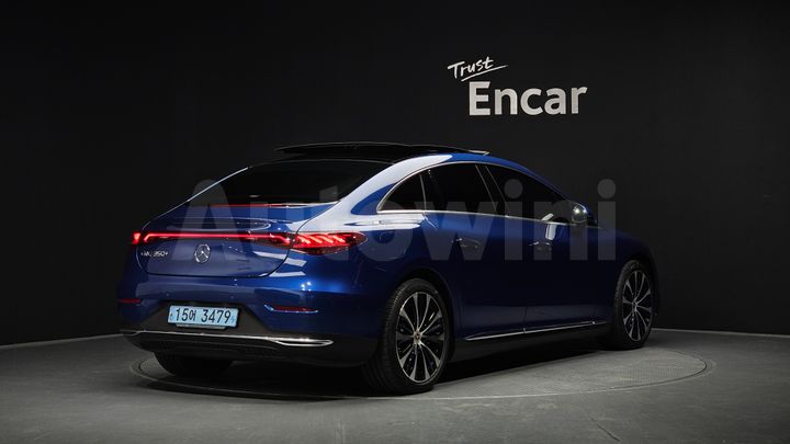 Mercedes Benz EQE