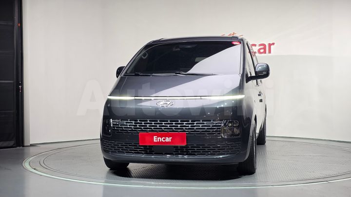 Hyundai Staria 2022 — 3