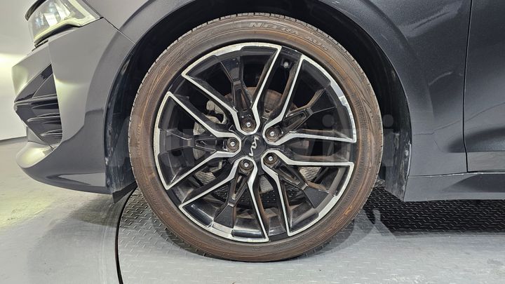 Kia K5 2022 — 4