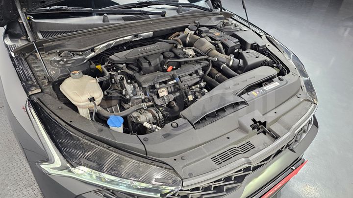 Kia K5 2022 — 5