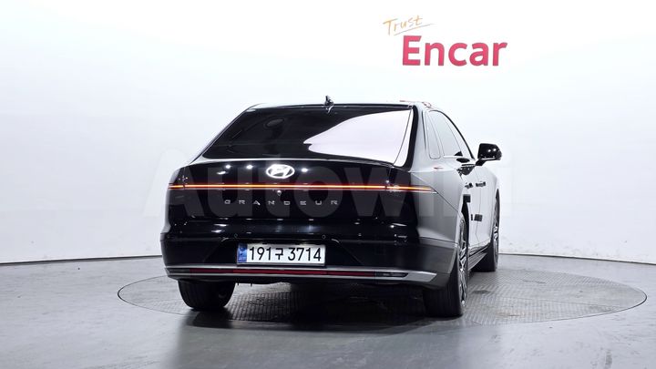 Hyundai Grandeur 2023 — 4