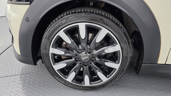 Mini Cooper 2023 — 5