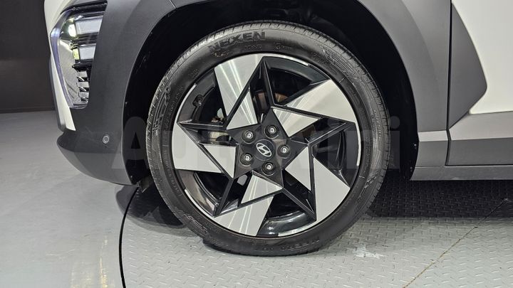 Hyundai Kona 2023 — 5