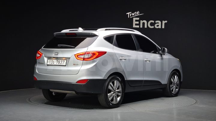 Hyundai Tucson 2015 — 2