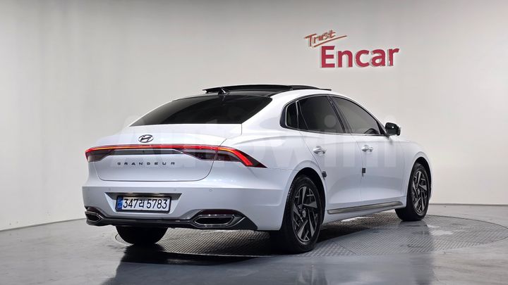 Hyundai Grandeur 2023 — 2