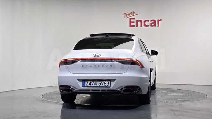Hyundai Grandeur 2023 — 4