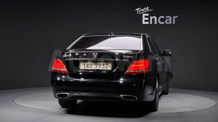 Hyundai Equus 2014 — 4